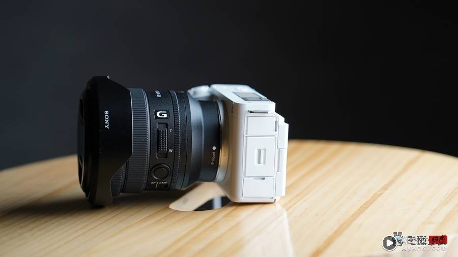 开箱｜Sony ZV-E1，全世界最轻巧的全片幅、可换镜头 Vlog 相机！ 数码科技 图7张
